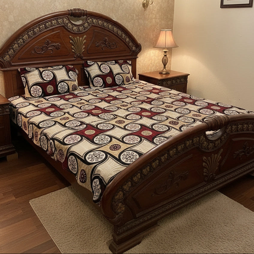 Luxury Winter Fleece Bedsheet Set – Maroon & Beige Circular Pattern