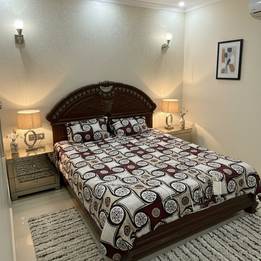 Luxury Winter Fleece Bedsheet Set – Maroon & Beige Circular Pattern